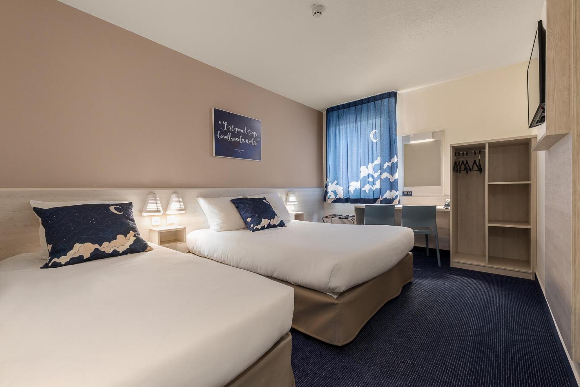 Quadruple Room 1 double bed 1 single bed bed 70 or 160cm,789400428:JPEG