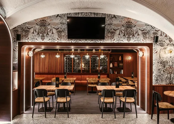 The Originals Boutique, Hotel Le Lion, Clermont-Ferrand